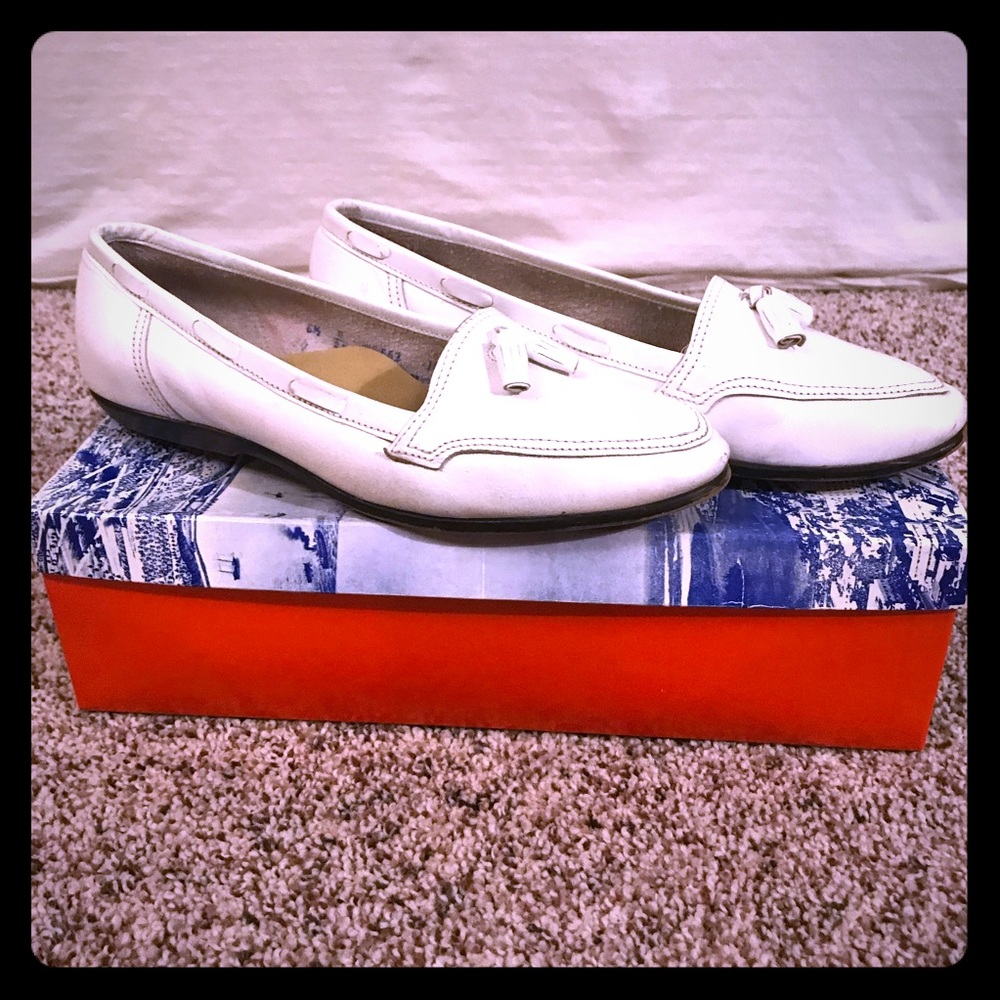 Comfy White Leather Loafers